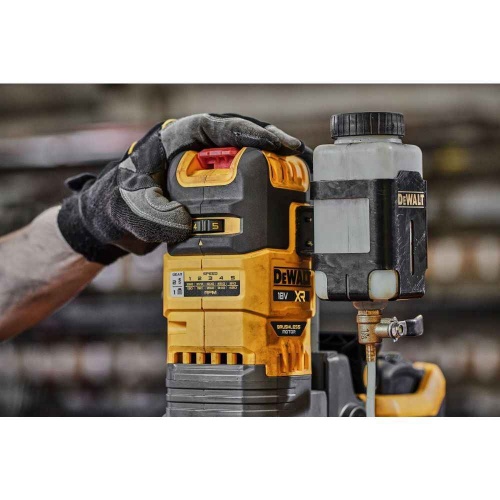 Аккумуляторная магнитная дрель DEWALT DCD1623X2G, 18/54 В, 810 об/мин, с 2 АКБ 9 Ач и ЗУ, в кейсе (DCD1623X2G-QW) фото 6