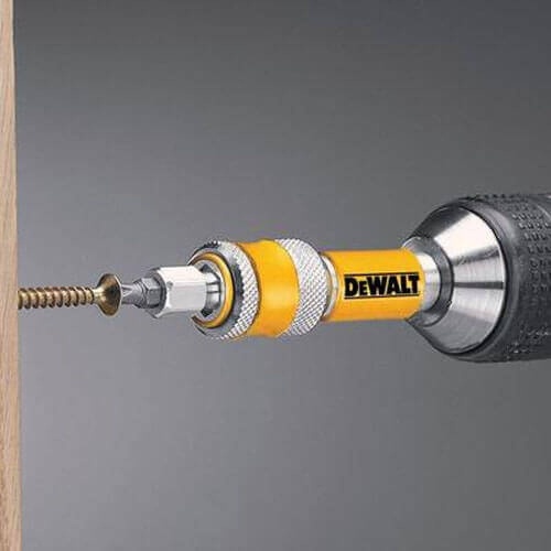 Набор пилотных сверл с зенкерами DEWALT DT7612, Flip&Drive по дереву мм, 12 шт. (DT7612-XJ) фото 4 Набор пилотных сверл с зенкерами DEWALT DT7612, Flip&Drive по дереву мм, 12 шт. (DT7612-XJ) фото 4