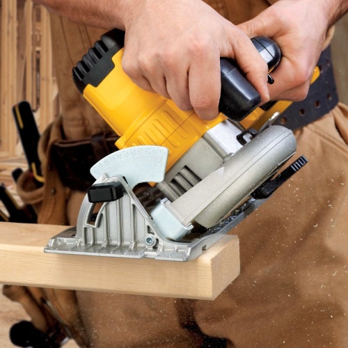 Аккумуляторная дисковая пила DEWALT DCS391P1, 18 В, 165 мм, 5150 об/мин, с АКБ 5 Ач и ЗУ (DCS391P1N-XJ) фото 4 Аккумуляторная дисковая пила DEWALT DCS391P1, 18 В, 165 мм, 5150 об/мин, с АКБ 5 Ач и ЗУ (DCS391P1N-XJ) фото 4