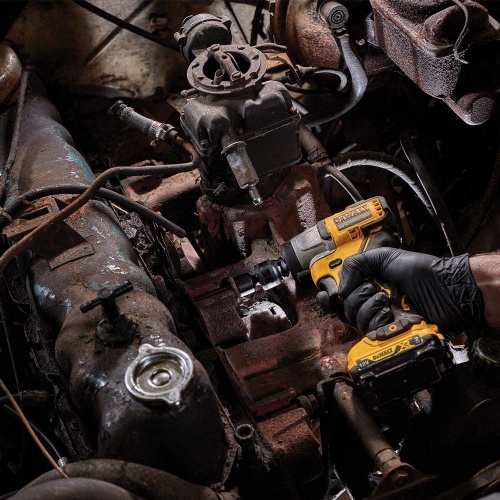 Аккумуляторный компактный импульсный гайковерт DEWALT DCF902D2,10.8 (12) В, 2 Ач, кейс (DCF902D2-QW) фото 5