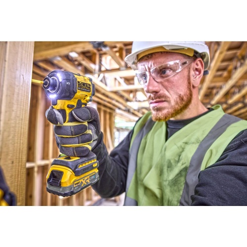 Аккумуляторный масляный шуруповерт DEWALT DCF870NT, 18 В, 56 Нм, 4200 уд/мин, без АКБ и ЗУ, в кейсе TSTAK (DCF870NT-XJ) фото 2