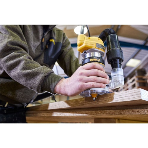 Кромочный фрезер DEWALT D26200, 900 Вт, 27000 об/мин, 55 мм (D26200-QS) фото 6 Кромочный фрезер DEWALT D26200, 900 Вт, 27000 об/мин, 55 мм (D26200-QS) фото 6