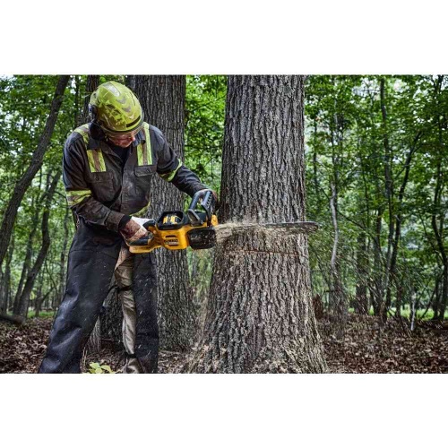 Аккумуляторная цепная пила DEWALT DCMCS575X1, 54 В, 50 см, 15 м/с, с АКБ 3 Ач и ЗУ (DCMCS575X1-QW) фото 9 Аккумуляторная цепная пила DEWALT DCMCS575X1, 54 В, 50 см, 15 м/с, с АКБ 3 Ач и ЗУ (DCMCS575X1-QW) фото 9