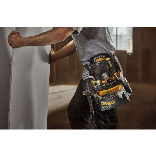 Профессиональная сумка DEWALT для инструмента с поясом и скобой для молотка, DWST40101 фото 3