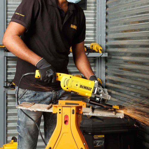 Набор угловых шлифмашин DEWALT DWE492TWIN2: DWE492, 2200 Вт, 230 мм + DWE4157, 900 Вт, 125 мм, в кейсе (DWE492TWIN2-QS) фото 8