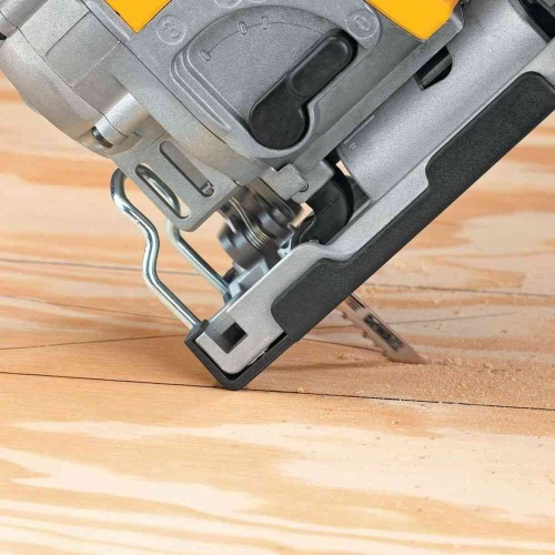 Лобзик с верхней рукояткой DEWALT DW331K, 701 Вт фото 4 Лобзик с верхней рукояткой DEWALT DW331K, 701 Вт фото 4