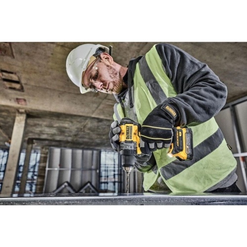 Аккумуляторная дрель-шуруповерт DEWALT DCD800D2T, 18 В, 2000 об/мин, с 2 АКБ 2 Ач и ЗУ, в кейсе TSTAK (DCD800D2T-QW) фото 3
