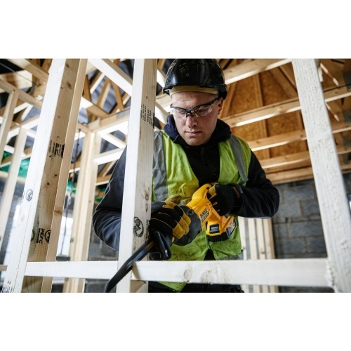 Аккумуляторная сабельная пила DEWALT DCS380N, 18 В, 2950 ход/мин, 28.6 мм, без АКБ и ЗУ (DCS380N-XJ) фото 3 Аккумуляторная сабельная пила DEWALT DCS380N, 18 В, 2950 ход/мин, 28.6 мм, без АКБ и ЗУ (DCS380N-XJ) фото 3