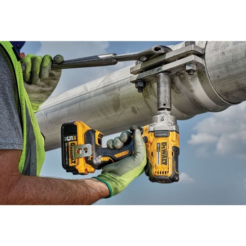 Аккумуляторный гайковерт DEWALT DCF894P2, 18 В, 447 Нм, 3100 уд/мин, с 2 АКБ 5 Ач и ЗУ, в кейсе TSTAK (DCF894P2-QW) фото 7