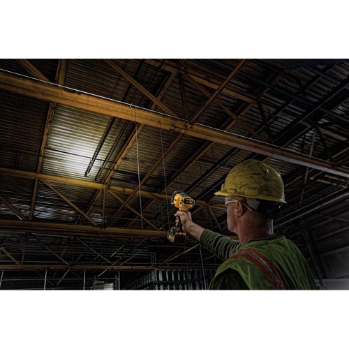 Аккумуляторный фонарь DEWALT DCL043, 18 В, 1000 лм, без АКБ и ЗУ (DCL043-XJ) фото 3