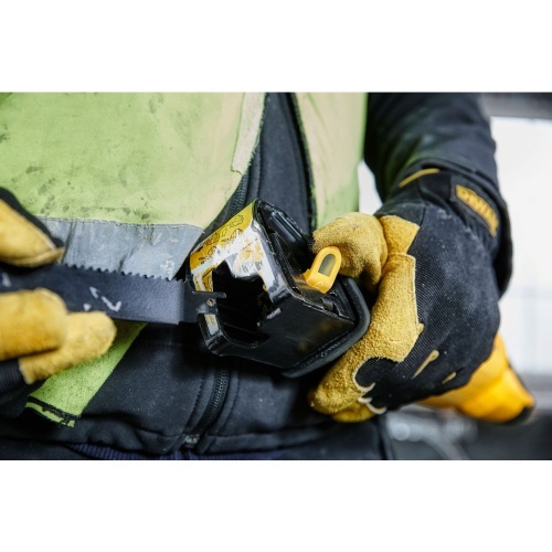 Сабельная пила DEWALT DWE305PK, 1100 Вт, 2800 ход/мин, 29 ход/мин, в кейсе (DWE305PK-QS) фото 4 Сабельная пила DEWALT DWE305PK, 1100 Вт, 2800 ход/мин, 29 ход/мин, в кейсе (DWE305PK-QS) фото 4