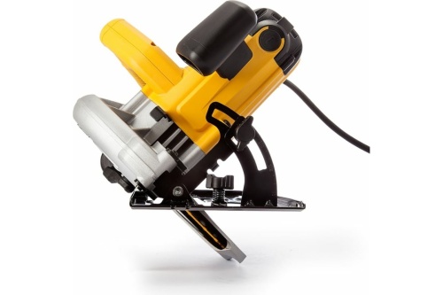 Дисковая пила DEWALT DWE560B-KS фото 3