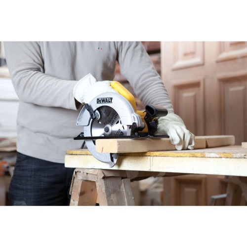 Дисковая пила DEWALT DWE560, 1350 Вт, 184 мм, 5500 об/мин (DWE560-QS) фото 3