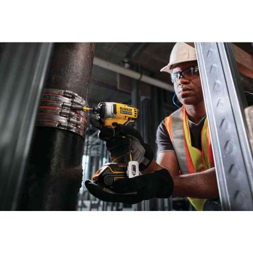 Аккумуляторный шуруповерт DEWALT DCF809NT, 18 В, 190 Нм, 3200 уд/мин, без АКБ и ЗУ, в кейсе (DCF809NT-XJ) фото 4 Аккумуляторный шуруповерт DEWALT DCF809NT, 18 В, 190 Нм, 3200 уд/мин, без АКБ и ЗУ, в кейсе (DCF809NT-XJ) фото 4