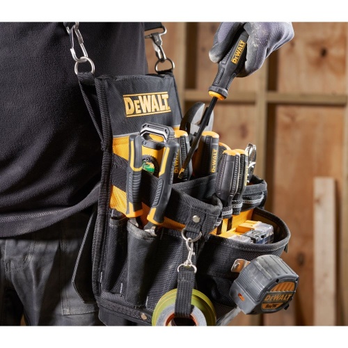 Сумка DEWALT TSTAK DWST83541-1, с наплечным ремнем, 9.8 л фото 2 Сумка DEWALT TSTAK DWST83541-1, с наплечным ремнем, 9.8 л фото 2