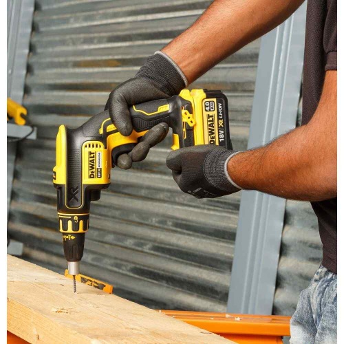 Аккумуляторный ленточный шуруповерт DEWALT DCF620NT, 18 В, 30 Нм, 4400 об/мин, без АКБ и ЗУ, в кейсе TSTAK (DCF620NT-QW) фото 4 Аккумуляторный ленточный шуруповерт DEWALT DCF620NT, 18 В, 30 Нм, 4400 об/мин, без АКБ и ЗУ, в кейсе TSTAK (DCF620NT-QW) фото 4