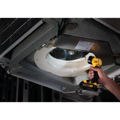 Аккумуляторный фонарь DEWALT DCL040, 18 В, 110 лм, без АКБ и ЗУ (DCL040-XJ) фото 6