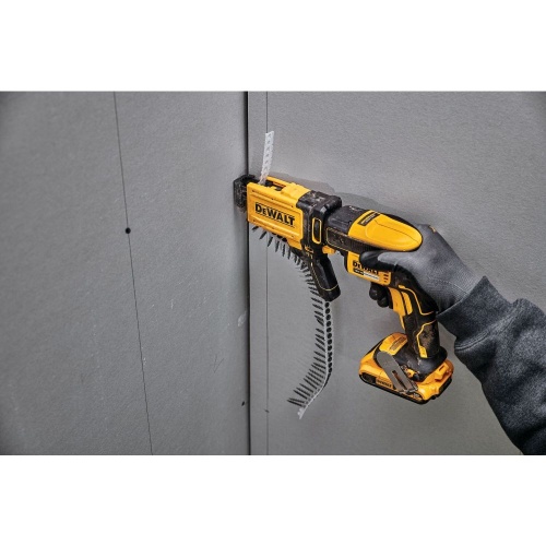 Ленточная насадка для подачи шурупов DEWALT DCF6202, для шуруповертов DCF620 и DCF621 фото 3