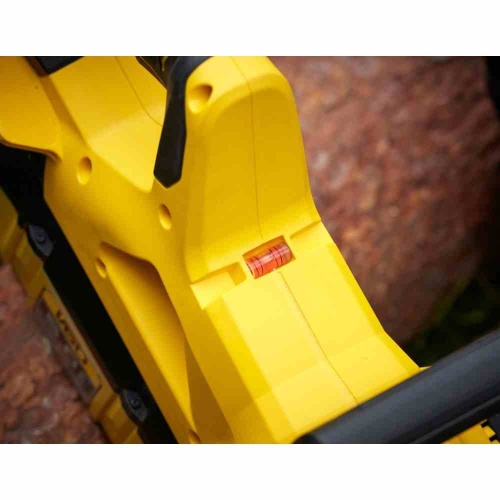 Аккумуляторная цепная пила STANLEY FATMAX V60, 54 В, 35 см, 13.4 м/с, без АКБ и ЗУ (SFMCCSB664B-XJ) фото 6 Аккумуляторная цепная пила STANLEY FATMAX V60, 54 В, 35 см, 13.4 м/с, без АКБ и ЗУ (SFMCCSB664B-XJ) фото 6