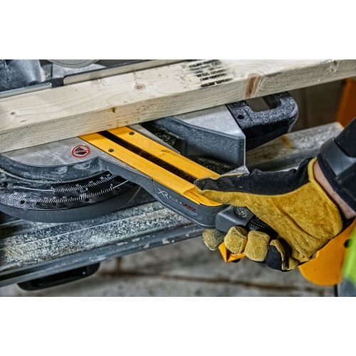 Аккумуляторная торцовочная пила DEWALT DCS777N, 54 В, 216 мм, 6300 об/мин, без АКБ и ЗУ (DCS777N-XJ) фото 4 Аккумуляторная торцовочная пила DEWALT DCS777N, 54 В, 216 мм, 6300 об/мин, без АКБ и ЗУ (DCS777N-XJ) фото 4