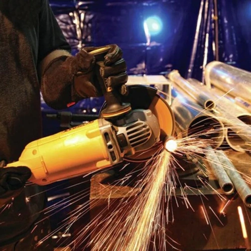 Угловая шлифмашина DEWALT DWE494, 2200 Вт, 230 мм, 6600 об/мин (DWE494-QS) фото 2 Угловая шлифмашина DEWALT DWE494, 2200 Вт, 230 мм, 6600 об/мин (DWE494-QS) фото 2