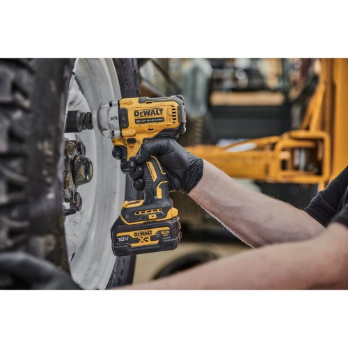Аккумуляторный гайковерт DEWALT DCF892P2T, 18 В, 1084 Нм, 3250 уд/мин, с 2 АКБ 5 Ач и ЗУ, в кейсе TSTAK (DCF892P2T-QW) фото 7