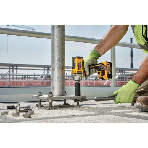 Аккумуляторный гайковерт DEWALT DCF894P2, 18 В, 447 Нм, 3100 уд/мин, с 2 АКБ 5 Ач и ЗУ, в кейсе TSTAK (DCF894P2-QW) фото 5