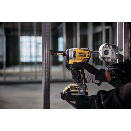 Аккумуляторный шуруповерт DEWALT DCF809D2T, 18 В, 190 Нм, 3200 уд/мин, с 2 АКБ 2 Ач и ЗУ, в кейсе (DCF809D2T-QW) фото 5 Аккумуляторный шуруповерт DEWALT DCF809D2T, 18 В, 190 Нм, 3200 уд/мин, с 2 АКБ 2 Ач и ЗУ, в кейсе (DCF809D2T-QW) фото 5