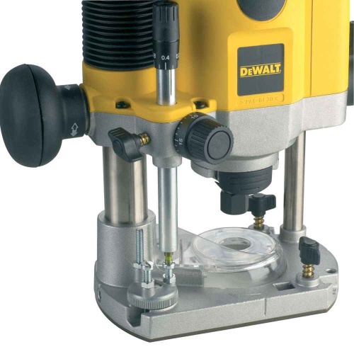 Вертикальный фрезер DEWALT DW621KT, 1100 Вт, 24000 об/мин, 55 мм, в кейсе TSTAK (DW621KT-QS) фото 5 Вертикальный фрезер DEWALT DW621KT, 1100 Вт, 24000 об/мин, 55 мм, в кейсе TSTAK (DW621KT-QS) фото 5