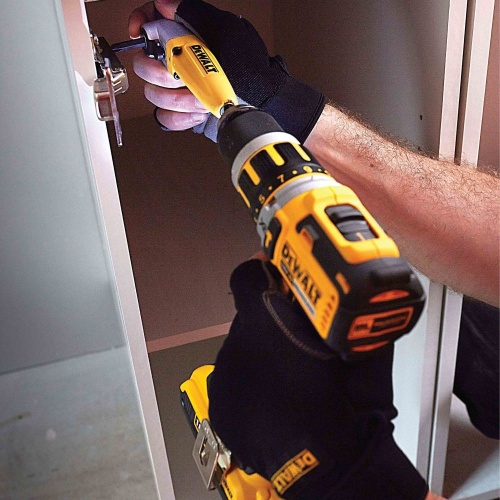 Угловая ударная насадка DEWALT DT71517T, с набором бит, 9 шт. фото 7 Угловая ударная насадка DEWALT DT71517T, с набором бит, 9 шт. фото 7
