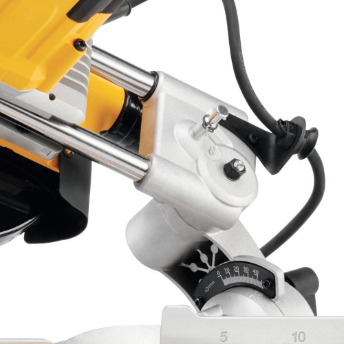 Торцовочная пила DEWALT DWS774, 1400 Вт, 216 мм, 4500 об/мин (DWS774-QS) фото 6 Торцовочная пила DEWALT DWS774, 1400 Вт, 216 мм, 4500 об/мин (DWS774-QS) фото 6