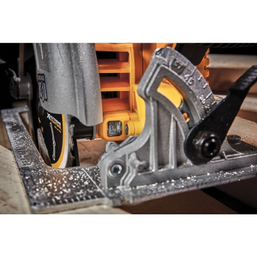 Аккумуляторная дисковая пила DEWALT DCS573NT, 18/54 В, 190 мм, 5500 об/мин, без АКБ и ЗУ, в кейсе TSTAK (DCS573NT-XJ) фото 6