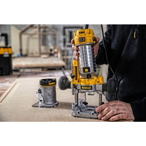 Вертикальный фрезер DEWALT D26204K, 900 Вт, 27000 об/мин, 55 мм, в кейсе (D26204K-QS) фото 4 Вертикальный фрезер DEWALT D26204K, 900 Вт, 27000 об/мин, 55 мм, в кейсе (D26204K-QS) фото 4