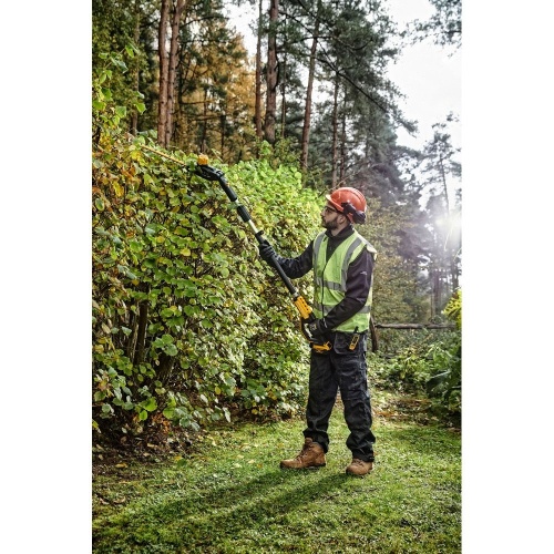 Аккумуляторный кусторез-высоторез DEWALT DCMPH566N, 18 В, 55 см, 2800 ход/мин, без АКБ и ЗУ (DCMPH566N-XJ) фото 3 Аккумуляторный кусторез-высоторез DEWALT DCMPH566N, 18 В, 55 см, 2800 ход/мин, без АКБ и ЗУ (DCMPH566N-XJ) фото 3