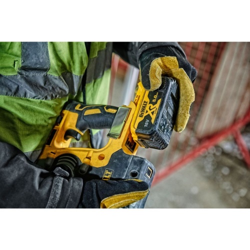 Аккумуляторный перфоратор DEWALT DCH274P2T, 18 В, 2.1 Дж, 4600 уд/мин, с 2 АКБ 5 Ач и ЗУ, в кейсе (DCH274P2T-QW) фото 8