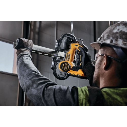 Аккумуляторная ручная ленточная пила DEWALT DCS377NT, 18 В, 116 м/мин, без АКБ и ЗУ, в кейсе TSTAK (DCS377NT-XJ) фото 3