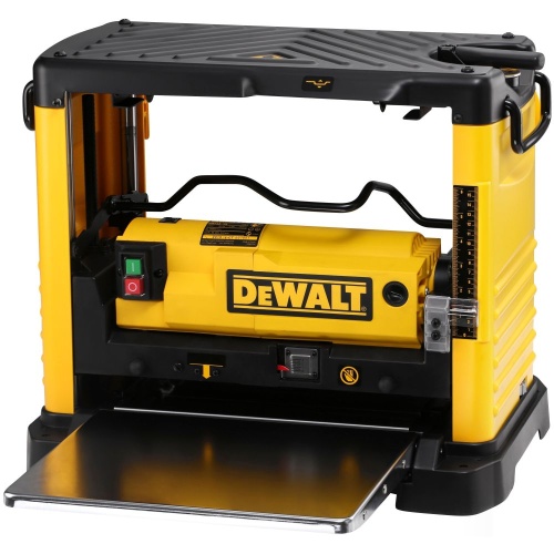 Рейсмусовый станок DEWALT DW733, 1800 Вт, 10000 об/мин (DW733-QS) Рейсмусовый станок DEWALT DW733, 1800 Вт, 10000 об/мин (DW733-QS)