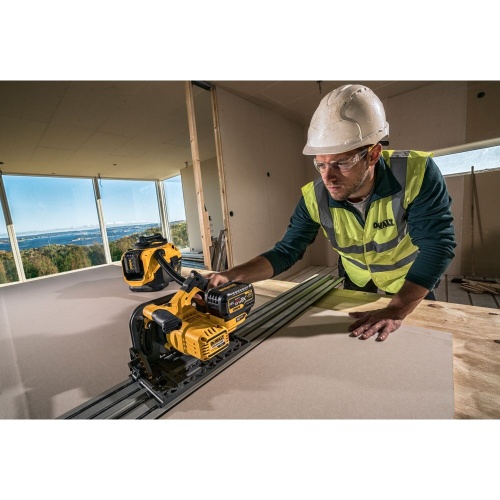 Аккумуляторный строительный пылесос DEWALT DCV584L, с возможностью работы от сети, 14.4/18 В, 7.5 л, без АКБ и ЗУ (DCV584L-QW) фото 3 Аккумуляторный строительный пылесос DEWALT DCV584L, с возможностью работы от сети, 14.4/18 В, 7.5 л, без АКБ и ЗУ (DCV584L-QW) фото 3