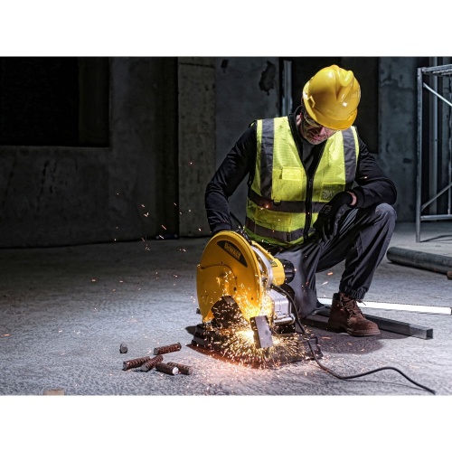 Аккумуляторный фонарь DEWALT DCL510N, 12 В, 130 лм, без АКБ и ЗУ (DCL510N-XJ) фото 4 Аккумуляторный фонарь DEWALT DCL510N, 12 В, 130 лм, без АКБ и ЗУ (DCL510N-XJ) фото 4