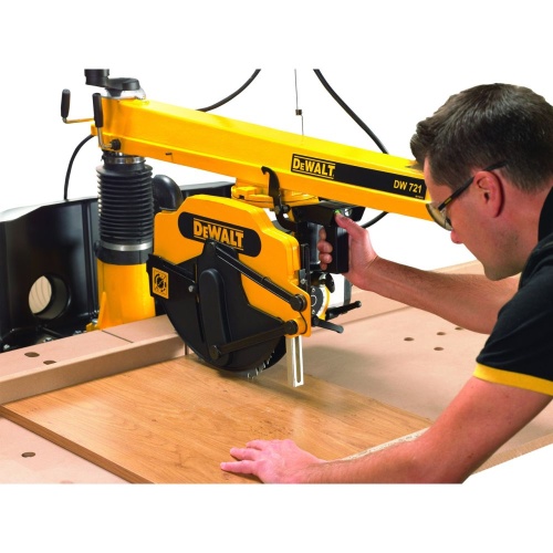 Радиально-консольная пила DEWALT DW721KN, 220 В, 2000 Вт (DW721KN-QS) фото 2 Радиально-консольная пила DEWALT DW721KN, 220 В, 2000 Вт (DW721KN-QS) фото 2