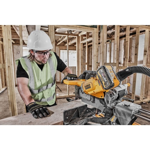 Аккумуляторная бесщеточная торцовочная пила DEWALT FLEXVOLT, 54 В, 305 мм, 3800 об/мин, без АКБ и ЗУ, (DCS781N-XJ) фото 2 Аккумуляторная бесщеточная торцовочная пила DEWALT FLEXVOLT, 54 В, 305 мм, 3800 об/мин, без АКБ и ЗУ, (DCS781N-XJ) фото 2