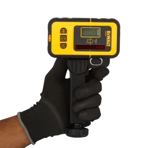Детектор красного лазерного луча DEWALT DE0892, на батарейках, (DE0892-XJ) фото 5 Детектор красного лазерного луча DEWALT DE0892, на батарейках, (DE0892-XJ) фото 5