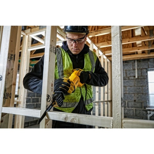 Сабельная пила DEWALT DWE305PK, 1100 Вт, 2800 ход/мин, 29 ход/мин, в кейсе (DWE305PK-QS) фото 3 Сабельная пила DEWALT DWE305PK, 1100 Вт, 2800 ход/мин, 29 ход/мин, в кейсе (DWE305PK-QS) фото 3