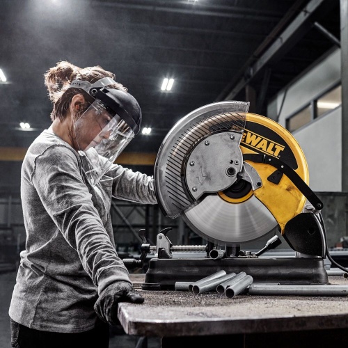 Монтажная пила DEWALT DW872, 2200 Вт, 355 мм, 1300 об/мин (DW872-QS) фото 7 Монтажная пила DEWALT DW872, 2200 Вт, 355 мм, 1300 об/мин (DW872-QS) фото 7