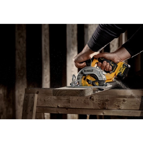Аккумуляторная дисковая пила DEWALT DCS512N, 12 В, 140 мм, 3600 об/мин, без АКБ и ЗУ (DCS512N-XJ) фото 2 Аккумуляторная дисковая пила DEWALT DCS512N, 12 В, 140 мм, 3600 об/мин, без АКБ и ЗУ (DCS512N-XJ) фото 2
