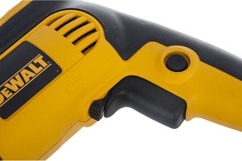 Ударная дрель DEWALT DWD024S, 701 Вт (DWD024S-QS) фото 3