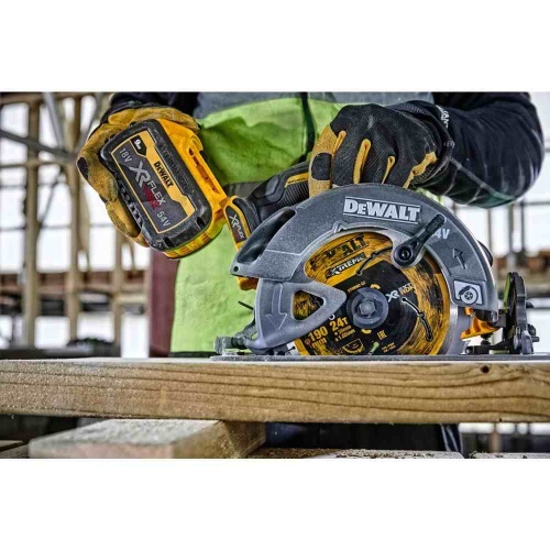 Аккумуляторная дисковая пила DEWALT DCS578NT, 54 В, 190 мм, 5800 об/мин, без АКБ и ЗУ, в кейсе TSTAK (DCS578NT-XJ) фото 3 Аккумуляторная дисковая пила DEWALT DCS578NT, 54 В, 190 мм, 5800 об/мин, без АКБ и ЗУ, в кейсе TSTAK (DCS578NT-XJ) фото 3