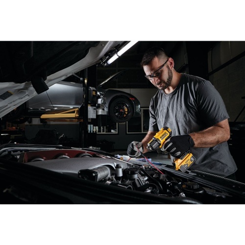 Аккумуляторный пистолет горячего воздуха DEWALT DCE530N, 18 В, 530°С, 190 л/мин, без АКБ и ЗУ (DCE530N-XJ) фото 4 Аккумуляторный пистолет горячего воздуха DEWALT DCE530N, 18 В, 530°С, 190 л/мин, без АКБ и ЗУ (DCE530N-XJ) фото 4