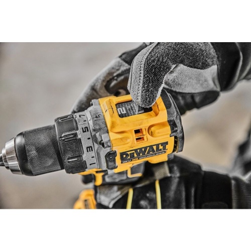 Аккумуляторная дрель-шуруповерт DEWALT DCD800D1T, 18 В, 2000 об/мин, с АКБ 2 Ач и ЗУ, в кейсе TSTAK (DCD800D1NT-XJ) фото 6 Аккумуляторная дрель-шуруповерт DEWALT DCD800D1T, 18 В, 2000 об/мин, с АКБ 2 Ач и ЗУ, в кейсе TSTAK (DCD800D1NT-XJ) фото 6