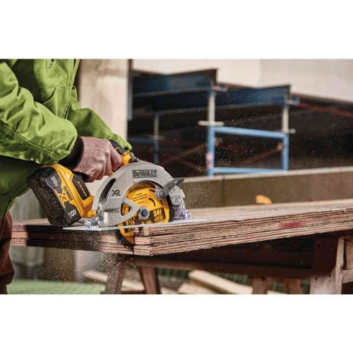 Аккумуляторная дисковая пила DEWALT DCS574B, 20 В, 184 мм, 5500 об/мин, без АКБ и ЗУ (DCS574B-XJ) фото 2